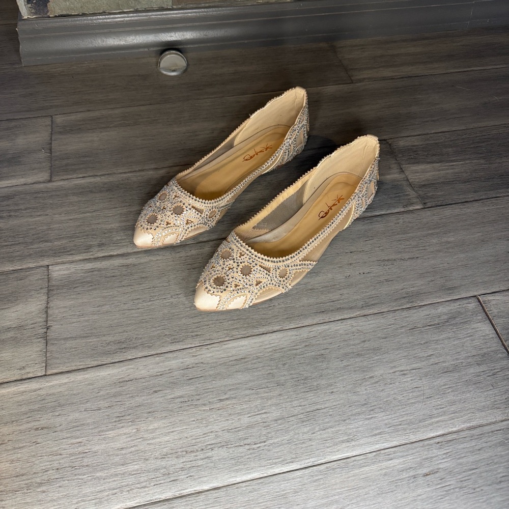 Quinn Beige Lace Flats